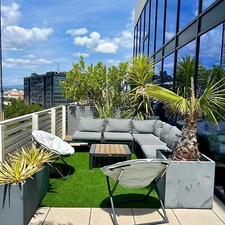 Luxueux Et Unique Penthouse En Rooftop A * Montpellier